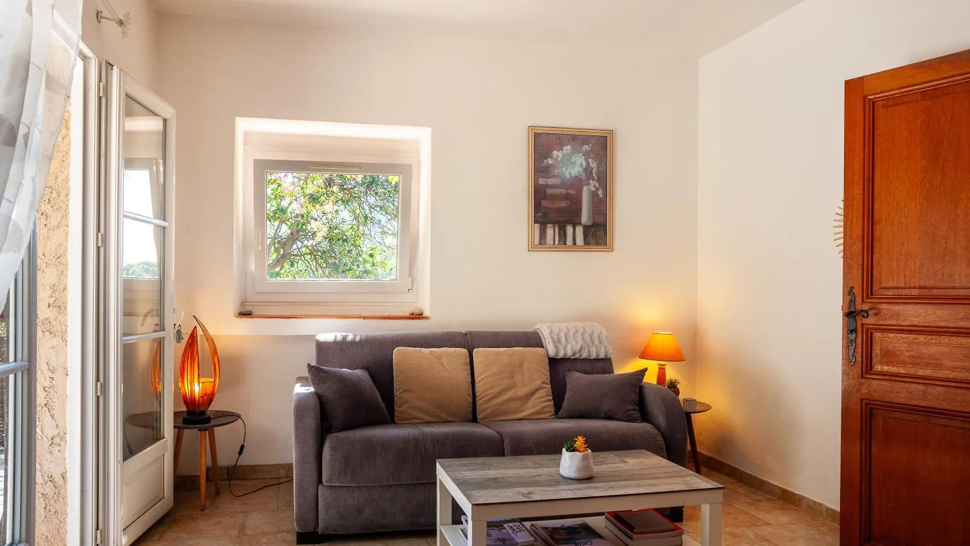 Somptueux Appartement Avec Jardin Cassis 0*,  France